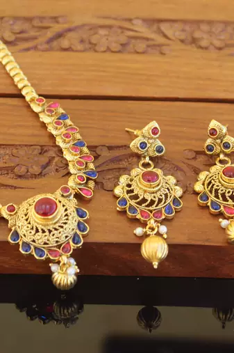 Designer gold plated kempu necklace set