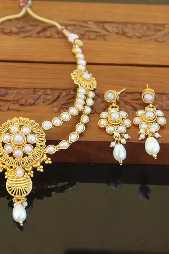 Designer gold plated double layer pearl necklace set