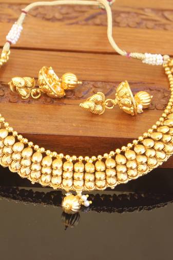 Designer gold plated necklace set