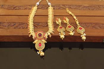 Designer gold plated kempu peacock necklace set 2