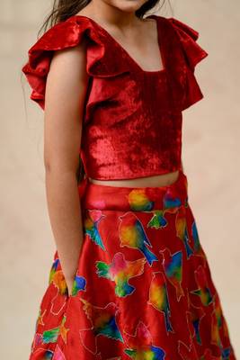 Hand embroidered lehenga with ruffle blouse and feather dupatta 3