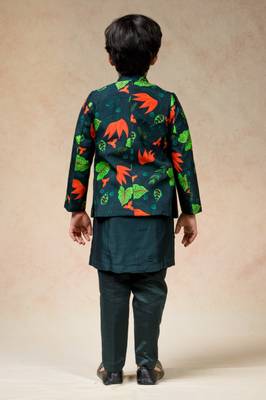 Indo western sherwani with kurta pyjama 3