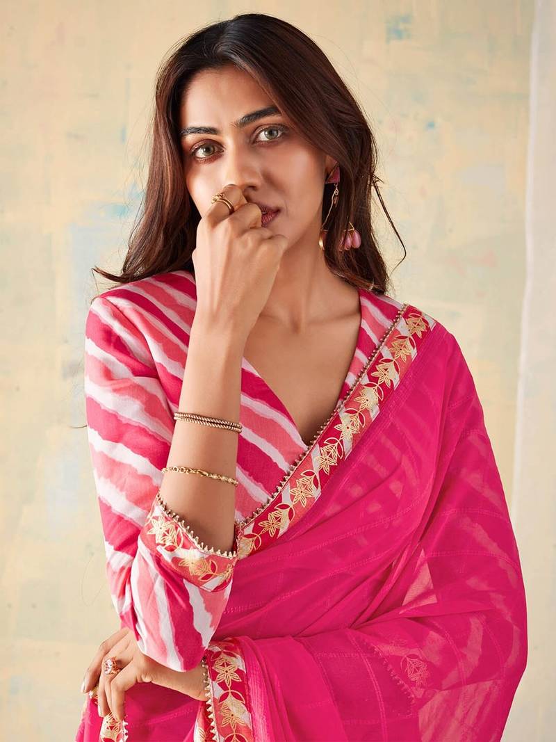 Women's latest design pink colour bright checks and georgette checks printed saree with blouse piece