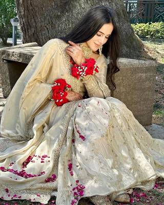 Cream Woven Pure Chinnon Silk Kurta with Gharara and Dupatta 5