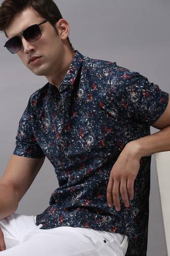 Showoff men's short sleeves abstract navy blue shirt