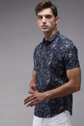 Showoff men's short sleeves abstract navy blue shirt