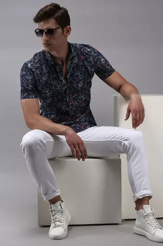 Showoff men's short sleeves abstract navy blue shirt