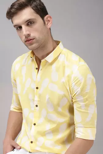 Showoff men's long sleeves conversational yellow shirt