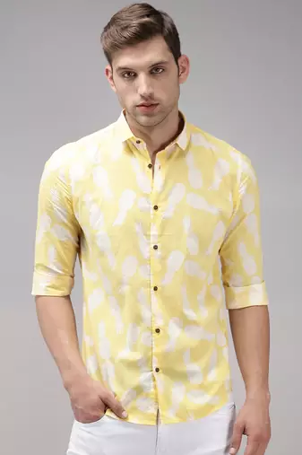Showoff men's long sleeves conversational yellow shirt