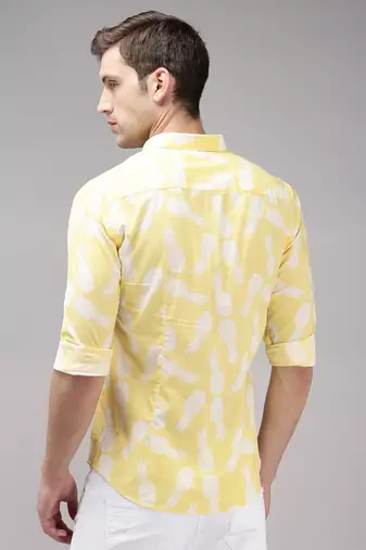 Showoff men's long sleeves conversational yellow shirt