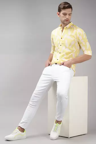 Showoff men's long sleeves conversational yellow shirt