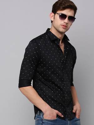 men's long sleeves typography black shirt 1