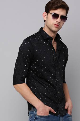 men's long sleeves typography black shirt