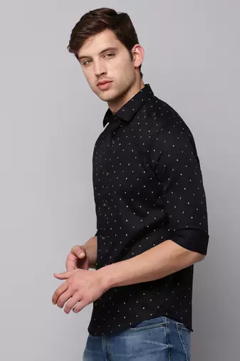 men's long sleeves typography black shirt