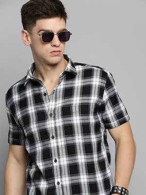 men's short sleeves checked white shirt 1