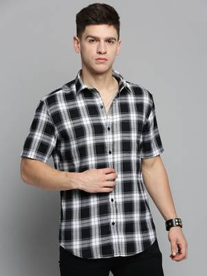 men's short sleeves checked white shirt 2
