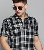 Showoff men's short sleeves checked black shirt