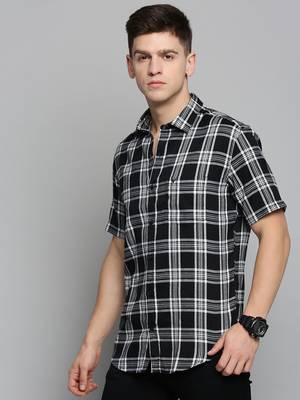 Showoff men's short sleeves checked black shirt 3
