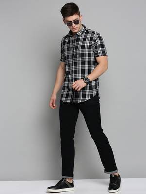 Showoff men's short sleeves checked black shirt 5
