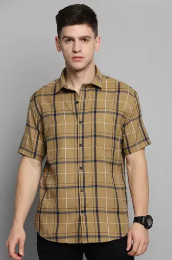 Showoff men's short sleeves checked khaki shirt
