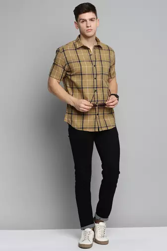 Showoff men's short sleeves checked khaki shirt