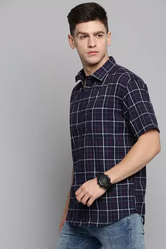 Showoff men's short sleeves checked navy blue shirt