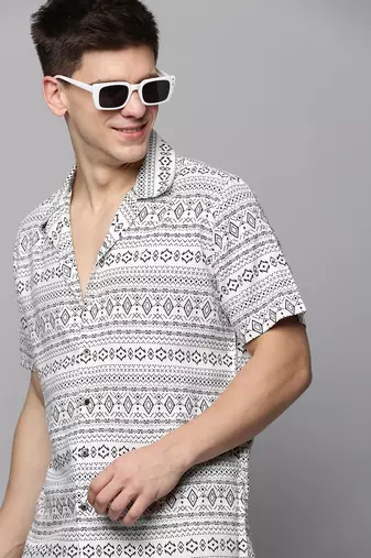 Showoff men's short sleeves ethnic motifs white shirt