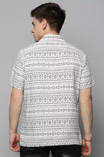 Showoff men's short sleeves ethnic motifs white shirt