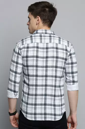 Showoff men's long sleeves checked white shirt