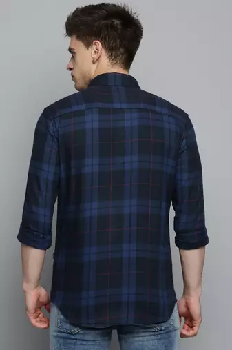 Showoff men's long sleeves checked navy blue shirt