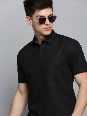men's short sleeves solid black shirt 1