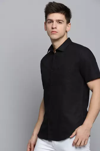men's short sleeves solid black shirt