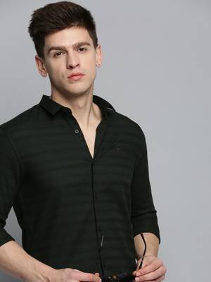 Showoff men's long sleeves solid olive shirt 1