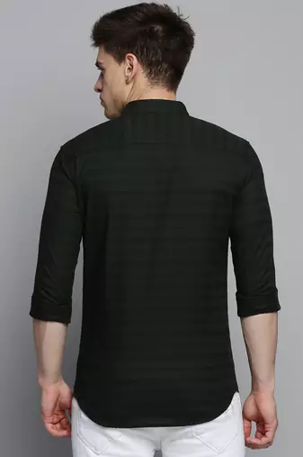 Showoff men's long sleeves solid olive shirt