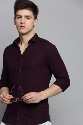 Showoff men's long sleeves solid violet shirt