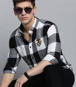 Showoff men's long sleeves checked white shirt