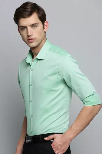 men's long sleeves textured green shirt