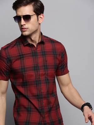 men's short sleeves tartan checks maroon shirt 1