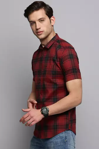 men's short sleeves tartan checks maroon shirt