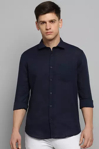 Showoff men's long sleeves solid navy blue shirt
