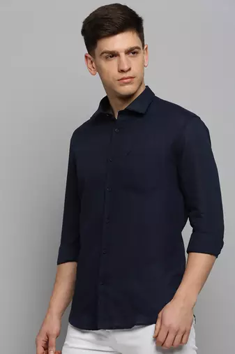 Showoff men's long sleeves solid navy blue shirt