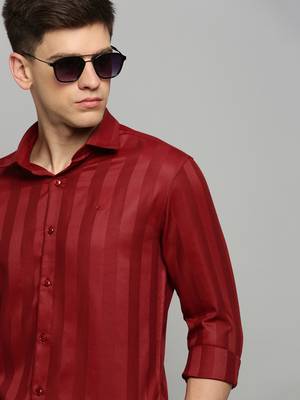 Showoff men's long sleeves solid maroon shirt 1
