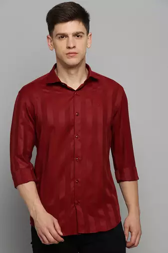 Showoff men's long sleeves solid maroon shirt
