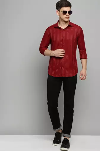 Showoff men's long sleeves solid maroon shirt