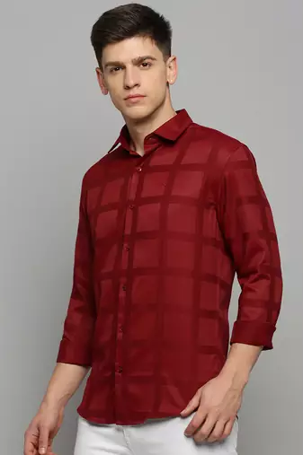 Showoff men's long sleeves solid maroon shirt