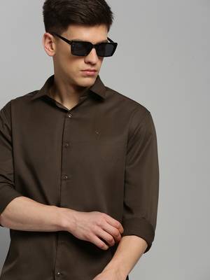 Showoff men's long sleeves solid coffee brown shirt 1