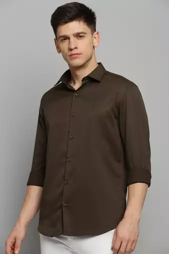 Showoff men's long sleeves solid coffee brown shirt