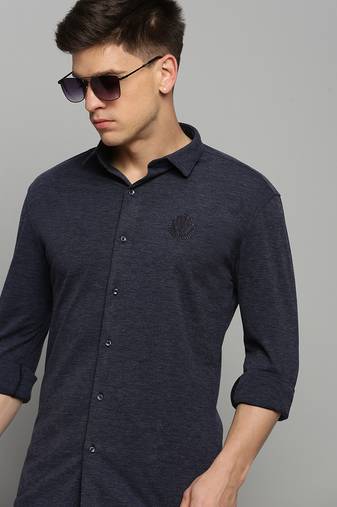 Showoff men's long sleeves solid navy blue shirt
