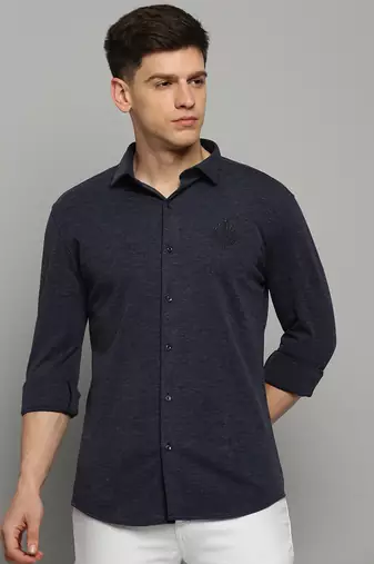Showoff men's long sleeves solid navy blue shirt