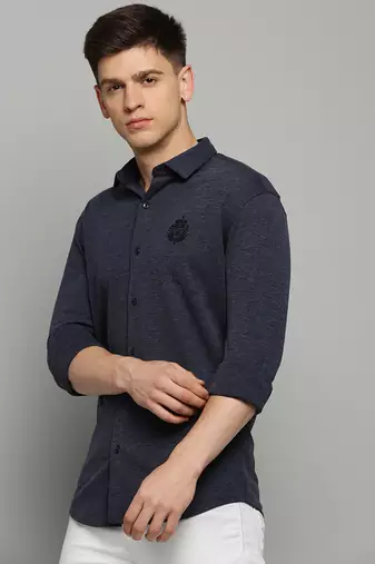 Showoff men's long sleeves solid navy blue shirt